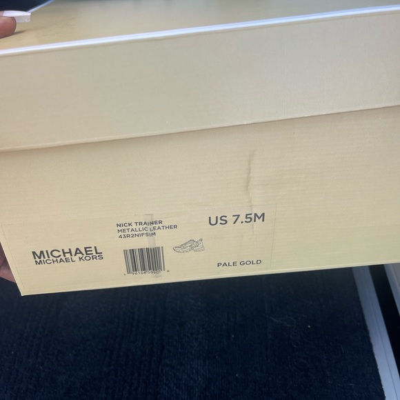 Michael Kors Nick Metallic Leather
Trainer in Gold - - Picture 6 of 6